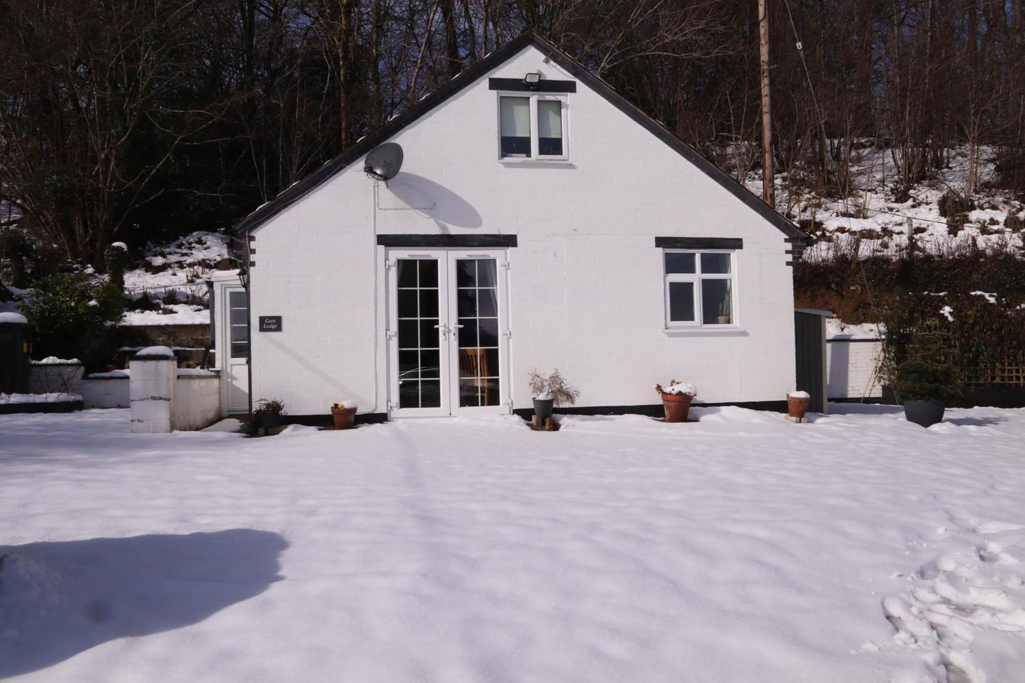 ניוטאון Garn Lodge מראה חיצוני תמונה